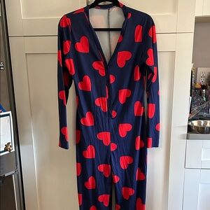 SHEIN Red Heart Print Pajama Onesie